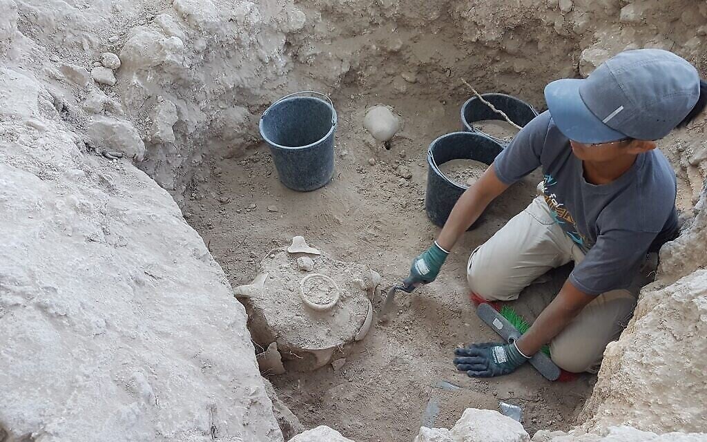 Excavation du silo où a été trouvée l'inscription Jerubbaal.  (Yossi Garfinkel, Université hébraïque de Jérusalem)