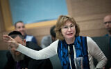 La députée Yesh Atid Yael German à la Knesset, le 21 novembre 2017. (Crédit : Yonathan Sindel/Flash90)
