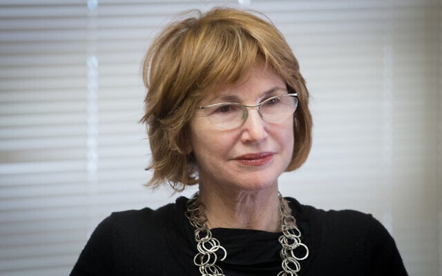 La députée Yesh Atid Yael German à une réunion de faction au parlement israélien, le 8 janvier 2018. (Crédit : Miriam Alster/Flash90) La députée Yesh Atid Yael German à une réunion de faction au parlement israélien, le 8 janvier 2018. (Crédit : Miriam Alster/Flash90)