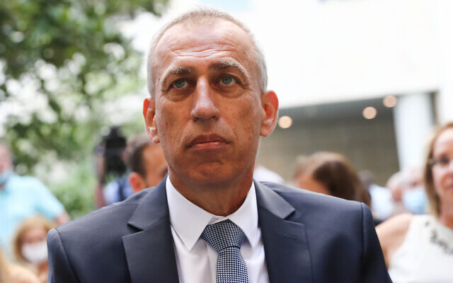 Le nouveau directeur général du ministère de la Santé, Nachman Ash, au ministère de la Santé à Jérusalem le 13 juillet 2021. (Crédit : Flash90)