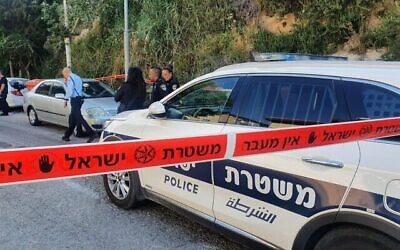 La police israélienne enquête sur la scène d'un crime, le 2 juin 2021. Illustration (Crédit: Police israélienne)