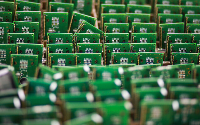 Photo d'illustration : Des semi-conducteurs. (Crédit : venuestock; iStock by Getty Images)