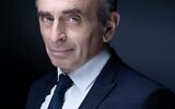 L'idéologue d'extrême droite français Eric Zemmour lors d'une séance photo à Paris, le 22 avril 2021. (Crédit : JOEL SAGET / AFP)