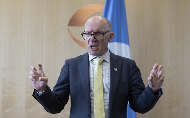 Robert Floyd, secrétaire exécutif de l'Organisation du Traité d'interdiction complète des essais nucléaires (OTICE), lors d'un entretien avec l'AFP à Vienne le 15 septembre 2021. (Crédit : ALEX HALADA / AFP)