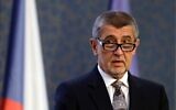 Andrej Babis lors d'une conférence de presse au siège du gouvernement à Prague, en 2018. (Crédit : AP Photo/Petr David Josek)