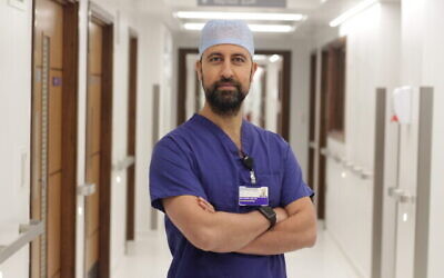 Dr Noor ul Owase Jeelani. (Autorisation)