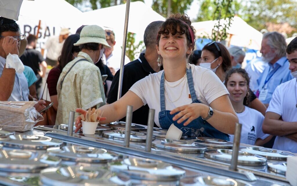 L'inauguration d'un nouveau centre de technologies alimentaires à Kiryat Shmona, le 2 septembre 2021. (Autorisation)) L'inauguration d'un nouveau centre de technologies alimentaires à Kiryat Shmona, le 2 septembre 2021. (Autorisation))