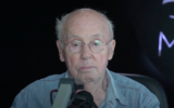 Le photographe Jacques Pérez. (Crédit : Capture d’écran YouTube / Radio Misk)