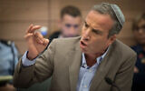 Le député Elazar Stern lors d'une réunion de la commission des Affaires intérieures à la Knesset, le 20 février 2018. (Crédit : Yonatan Sindel/Flash90)