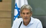 Ram Ben-Barak lors d'une réunion de la Commission de la Défense et des Affaires étrangères à la Knesset de Jérusalem, le 5 juillet 2021. (Crédit : Yonatan Sindel/Flash90)