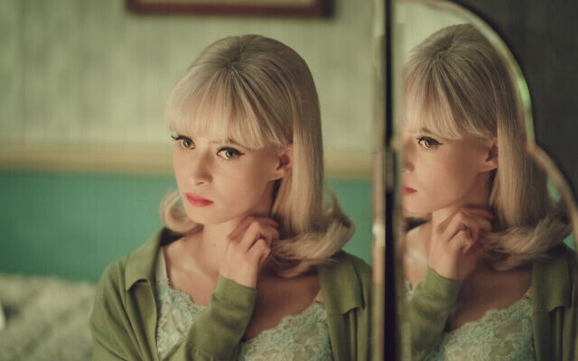 Agnes O'Casey joue le rôle de Vivien Epstein dans 'Ridley Road'. (Courtoisie de Red Productions/ photographe : Ben Blackall)