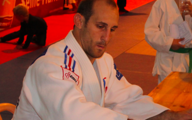 Le judoka français Alain Schmitt lors de l'Euro-judo de Criel-sur-mer (Seine-Maritime, Normandie, France), le 4 octobre 2014. (Crédit : Mersois / CC BY-SA 4.0)