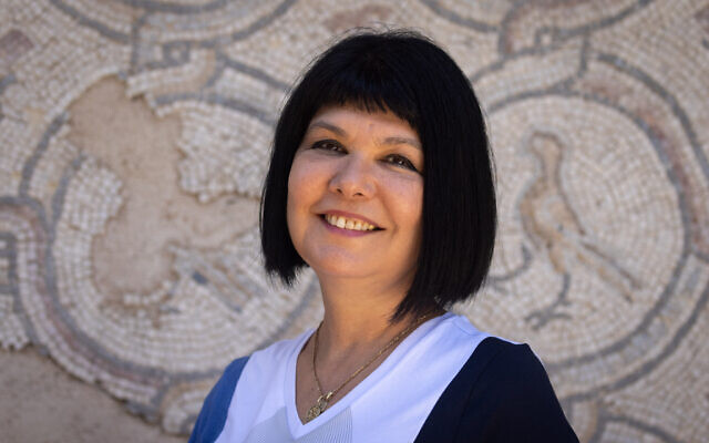 Ira Vigdorchik lors d'une cérémonie avec la délégation olympique israélienne en compétition avant les Jeux Olympiques de Tokyo, à la Résidence du Président à Jérusalem le 23 juin 2021. (Crédit : Olivier Fitoussi/Flash90) Ira Vigdorchik lors d'une cérémonie avec la délégation olympique israélienne en compétition avant les Jeux Olympiques de Tokyo, à la Résidence du Président à Jérusalem le 23 juin 2021. (Crédit : Olivier Fitoussi/Flash90)