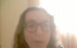 Capture d'écran de la vidéo de la militante anti-vaccins Valentina Nalin lors de sa participation à une réunion du comité de la santé de la Knesset sur les vaccins COVID-19, le 16 novembre 2021. (Israel Hayom)