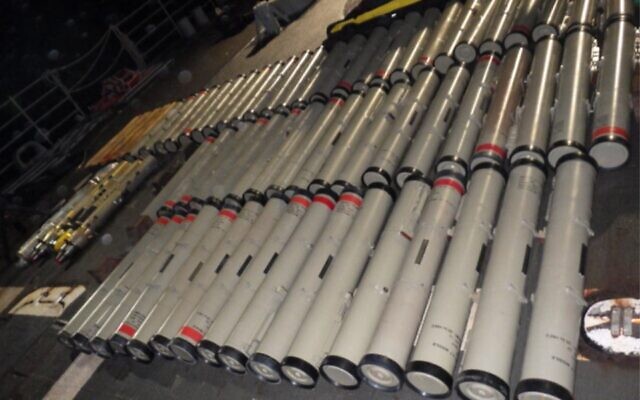 Missiles antichars iraniens saisis par la marine américaine dans une cargaison destinée aux rebelles houthis au Yémen, le 9 février 2020. (Crédit : Departement américain de la Justice) Missiles antichars iraniens saisis par la marine américaine dans une cargaison destinée aux rebelles houthis au Yémen, le 9 février 2020. (Crédit : Departement américain de la Justice)