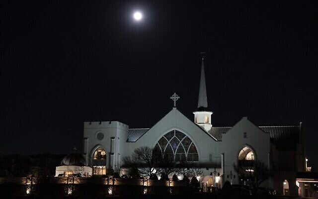 L'église méthodiste Whites Chapel où a eu lieu un office spécial à Southlake, aux États-Unis, le 17 janvier 2022. (Crédit : Emil Lippe / GETTY IMAGES NORTH AMERICA / Getty Images via AFP) L'église méthodiste Whites Chapel où a eu lieu un office spécial à Southlake, aux États-Unis, le 17 janvier 2022. (Crédit : Emil Lippe / GETTY IMAGES NORTH AMERICA / Getty Images via AFP)