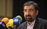 Le ministre iranien de la Défense, Mohammad Reza Ashtiani, s'exprime lors de l'exposition de l'industrie de défense iranienne, le 23 août 2023 à Téhéran. (Crédit : ATTA KENARE / AFP)