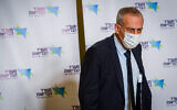 Le directeur général du ministère de la Santé, Nachman Ash, assiste à une conférence de presse sur COVID-19 près de Tel Aviv, le 30 décembre 2021. (Crédit : Avshalom Sassoni/Flash90)