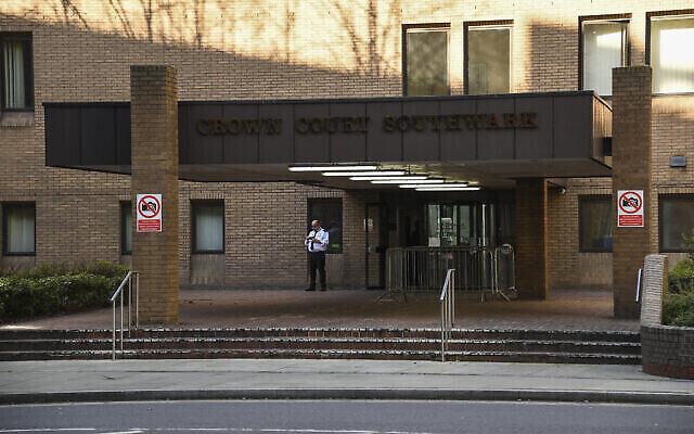 Vue générale du Palais de justice de la Southwark Crown Court, à Londres, le 24 mars 2020. (Crédit : Alberto Pezzali/AP) Vue générale du Palais de justice de la Southwark Crown Court, à Londres, le 24 mars 2020. (Crédit : Alberto Pezzali/AP)