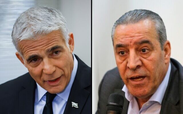 Le ministre des Affaires étrangères Yair Lapid et le ministre des Affaires civiles l'Autorité palestinienne Hussein al-Sheikh. (Crédit : Flash90/Wafa) Le ministre des Affaires étrangères Yair Lapid et le ministre des Affaires civiles l'Autorité palestinienne Hussein al-Sheikh. (Crédit : Flash90/Wafa)