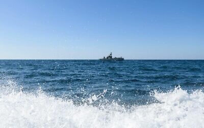 Un navire de la marine israélienne lors d'un exercice surprise au large de la côte du nord d'Israël, le 25 septembre 2019. (Crédit : Armée israélienne/File)