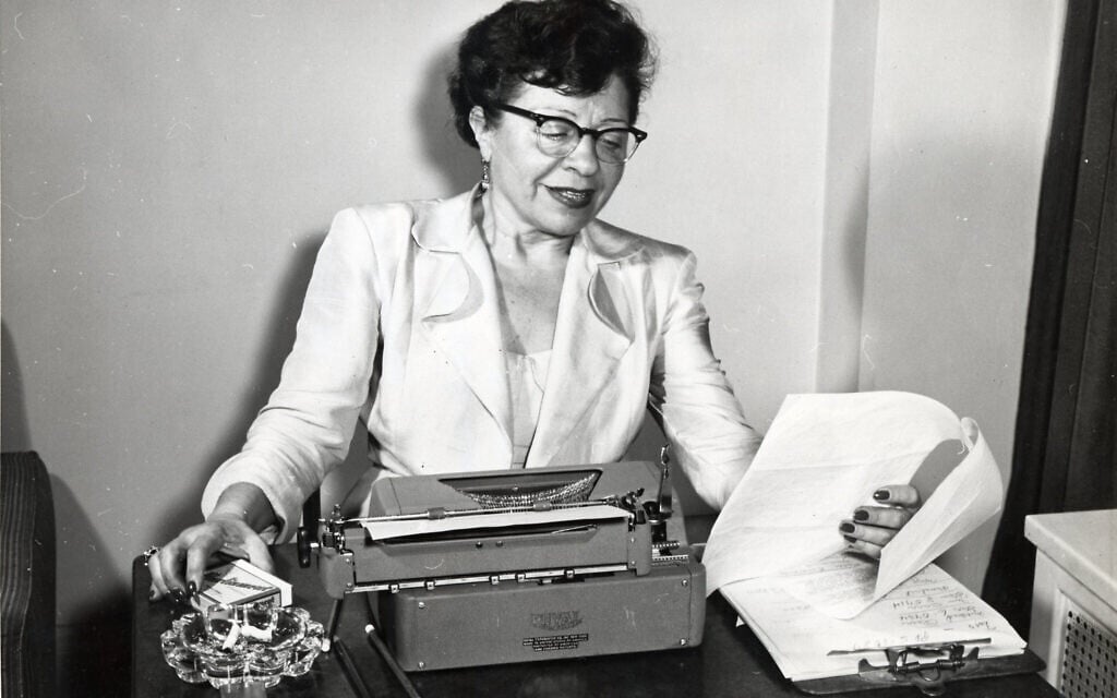 Polly Adler, autrice de best-sellers. (Crédit : Collection Polly Adler/Autorisation : Eleanor Vera)