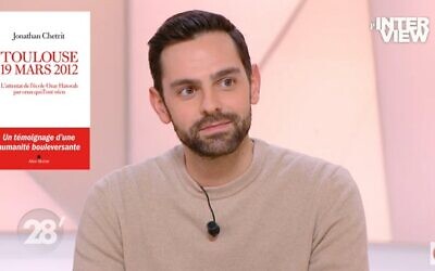 Jonathan Chetrit sur le plateau de l’émission « 28 minutes » sur Arte. (Crédit : capture d’écran YouTube / 28 minutes - ARTE)