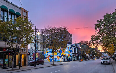 Une vue du futur site du Musée de l'Holocauste de Montréal sur le boulevard Saint-Laurent. (Crédit ; Dominic Lavoie via JTA)