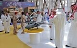 Un drone militaire au premier Salon mondial de la défense d'Arabie saoudite, au nord de la capitale Riyad, le 8 mars 2022. (Crédit : Fayez Nureldine / AFP)