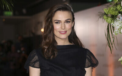 L'actrice Keira Knightley à son arrivée à la première du film "Cœurs ennemis" à Londres, le 18 février 2019. (Crédit :   Joel C Ryan/Invision/AP, File)