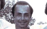 Barry Jacobson, a été condamné pour avoir mis le feu à sa maison de vacances dans le Massachusetts en 1983. Sa condamnation a été annulée en 2022. Photo non datée (Crédit : Autorisation New England Anti-Defamation League)
