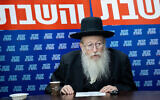 Le député de Yahadout HaTorah Yaakov Litzman parle pendant une réunion de faction, le 13 décembre 2021. (Crédit :  Yonatan Sindel/Flash90)