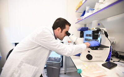 Wilk développe du lait animal et du lait humain de culture dans ses laboratoires de Rehovot. (Autorisation)