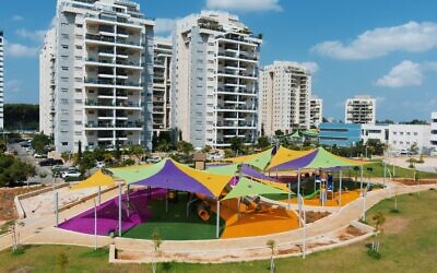 Un quartier de Beer Yaakov dans le centre d'Israël. (Crédit : Municipalité de Beer Yaakov)