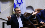 Le chef de Yahadout HaTorah, Moshe Gafni, à la Knesset, le 2 septembre 2021. (Crédit :Olivier Fitoussi/Flash90)