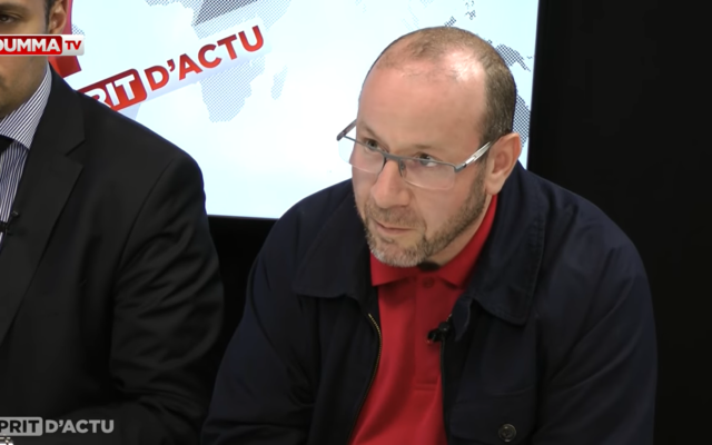 L'Algérien Saber Lahmar, détenu huit ans à Guantanamo, dans un interview en 2015. (Capture d'écran YouTube) L'Algérien Saber Lahmar, détenu huit ans à Guantanamo, dans un interview en 2015. (Capture d'écran YouTube)