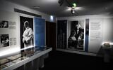 Un mur de documents et de photographies dans le cadre de l'exposition "A la grâce de Dieu, les Eglises et la Shoah", deux jours avant l'ouverture au Mémorial de la Shoah, lors d'une avant-première de presse à Paris, le 14 juin 2022. (Crédit : Christophe ARCHAMBAULT / AFP)
