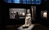 L'exposition "Pharaons superstars" au musée du Mucem à Marseille, dans le sud de la France, le 20 juin 2022. (Crédit : Nicolas TUCAT / AFP)