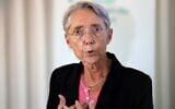 La Première ministre française, Elisabeth Borne, s'adresse aux représentants des médias après une présentation de GRTGaz à Bois-Colombes, au nord-ouest de Paris, le 23 juin 2022. (Crédit : Thomas Coex/AFP)