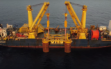 Energean travaillant dans le champ pétrolier de Karish, au large d'Israël, en 2020. Illustration (Crédit : Capture d'écran/YouTube)