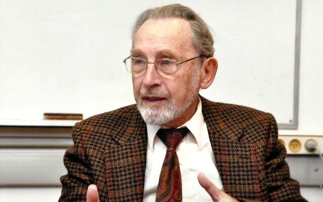 Le professeur David Weiss Halivni en Israël, vers 2016. (Crédit: Meir Meiersdorf/Wikipedia/CC-BY-SA)