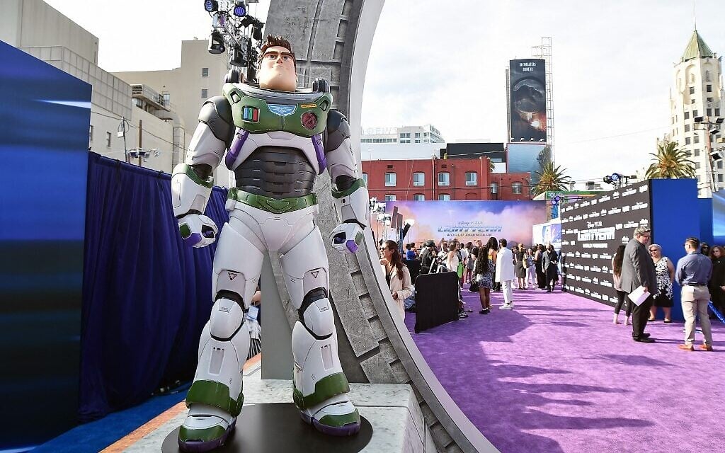 La première mondiale du long métrage de Disney et Pixar "Buzz l'Eclair" au El Capitan Theatre à Hollywood, Californie, le 08 juin 2022. Le film sortira dans les salles de cinéma américaines le 17 juin 2022. (Crédit : Alberto E. Rodriguez/Getty Images for Disney/AFP)