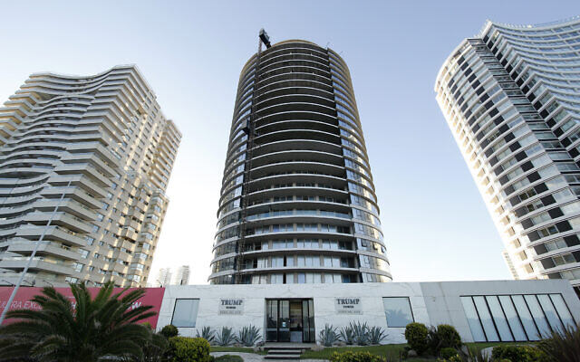 Une vue du premier gratte-ciel portant le nom de Trump en Amérique du Sud, à Punta del Este. (Crédit: Avec l'aimable autorisation de la Trump Tower Punta del Este/ via JTA)