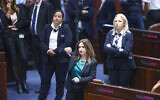La députée du Meretz Ghaida Rinawie Zoabi à la Knesset, à Jérusalem, le 6 juin 2022. (Crédit : Yonatan Sindel/Flash90)