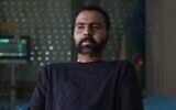 Itzik Saidyan, ancien combattant de Tsahal qui s’est immolé en signe de protestation contre le traitement par l’armée de son stress post-traumatique, lors d’une interview avec la Douzième chaine. (Crédit : Douzième chaine)