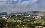 La brume couvre le ciel à 2800 mètres d'altitude, dans le parc du Jabal Marir (mont Marir) à al-Namas, dans la province saoudienne d'Asir, le 16 août 2022. (Crédit : Saleh ALJUBAIRI / AFP)