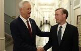 Le ministre de la Défense, Benny Gantz, et le conseiller américain à la Sécurité nationale, Jake Sullivan, à Washington, le 26 août 2022. (Crédit : Yossi Mai/Ministère de la Défense)