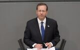 Le président Isaac Herzog s'exprime au Bundestag, le parlement allemand, à Berlin, le 6 septembre 2022. (Crédit : Amos Ben Gershom/GPO)