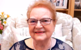 Marina Helen Smith, militante britannique  de la cause des victimes de la Shoah et co-fondatrice du National Holocaust Center and Museum. (Crédit : StoryFile)
