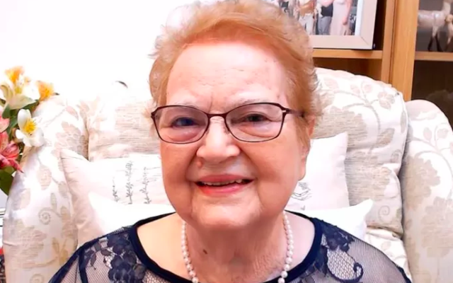 Marina Helen Smith, militante britannique  de la cause des victimes de la Shoah et co-fondatrice du National Holocaust Center and Museum. (Crédit : StoryFile)